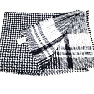J. Crew  Black & White  Scarf 76x26"  Polymide